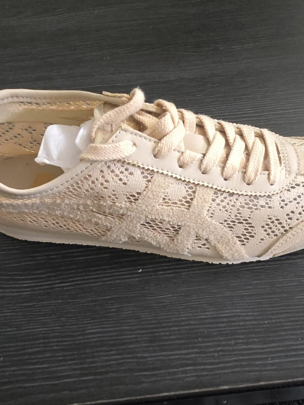 Onitsuka Tiger by Asics delicate lace